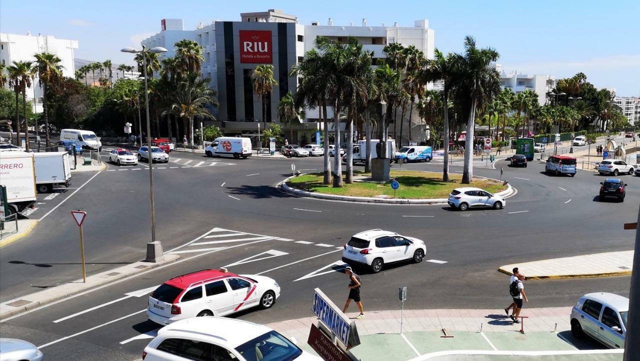 Kevin'S House - Front Of Yumbo Center In Maspalomas - Playa Del Ingles San Bartolomé Buitenkant foto